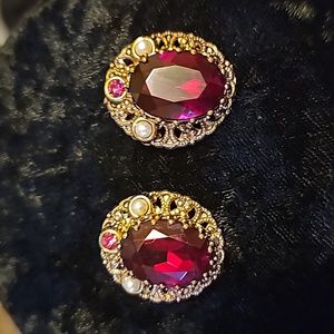 Heirloom Earrings Signed...